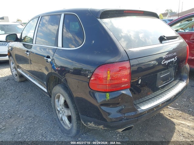 2005 PORSCHE CAYENNE WP1AB29P45LA62368 Photo 2