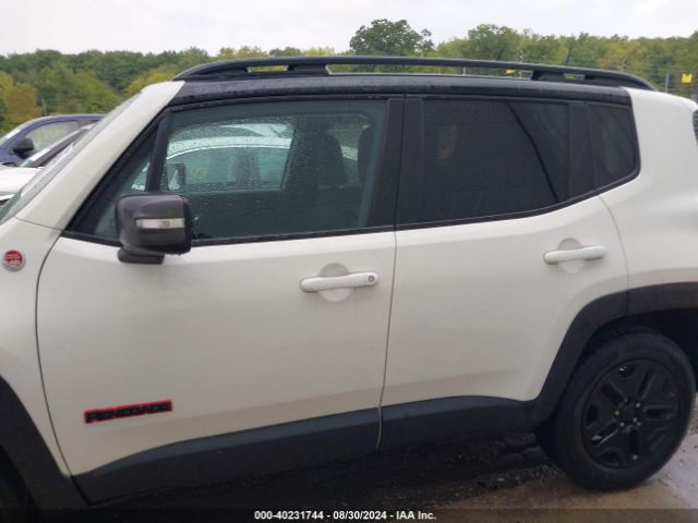 ZACCJBCB4JPH86870 Jeep Renegade Trailhawk 4x4