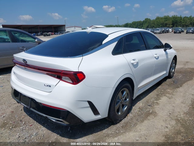 KIA K5 LXS 2021 5XXG14J21MG053751 Image 4