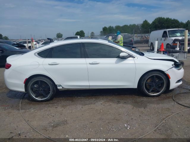 1C3CCCCG5FN690438 Chrysler 200 C