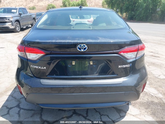 Toyota Corolla Hybrid Le 2021 JTDEAMDE3MJ016483 Image 17