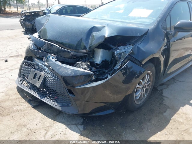 Toyota Corolla Hybrid Le 2021 JTDEAMDE3MJ016483 Image 12