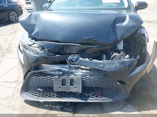 Toyota Corolla Hybrid Le 2021 JTDEAMDE3MJ016483 Image 18