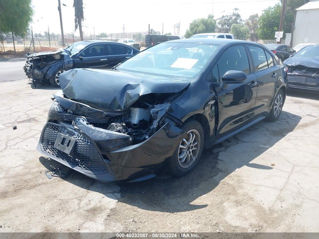 Toyota Corolla Hybrid Le 2021 JTDEAMDE3MJ016483 Image 2