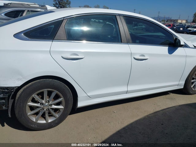 Hyundai SONATA SE 2018 5NPE24AF5JH622334 Image 14