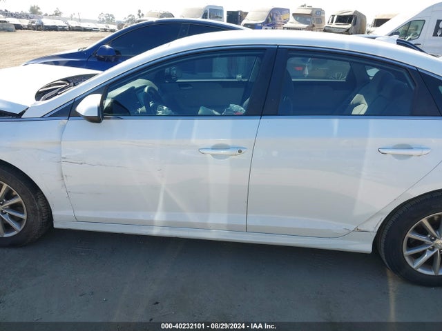 Hyundai SONATA SE 2018 5NPE24AF5JH622334 Image 15