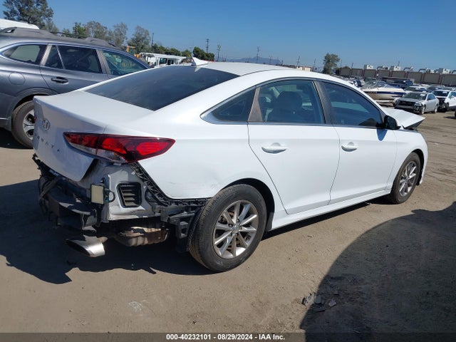 Hyundai SONATA SE 2018 5NPE24AF5JH622334 Image 4