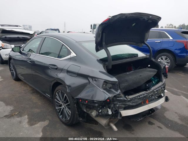58ADA1C17NU017164 Lexus ES 300H