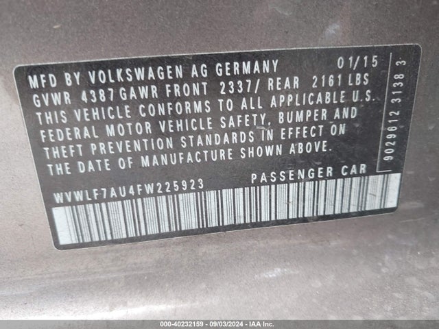 WVWLF7AU4FW225923 Volkswagen Golf R 4-door