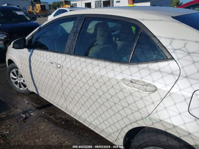 Toyota Corolla Le Eco 2014 5YFBPRHE3EP067956 Image 14