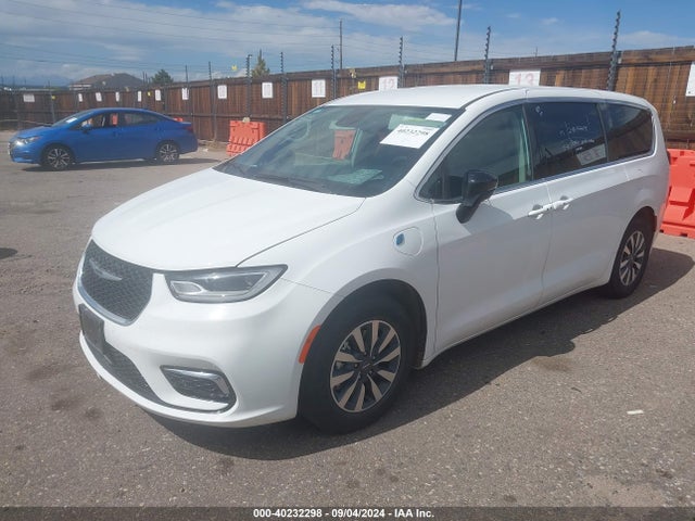 2C4RC1S76RR117714 Chrysler Pacifica Hybrid Select