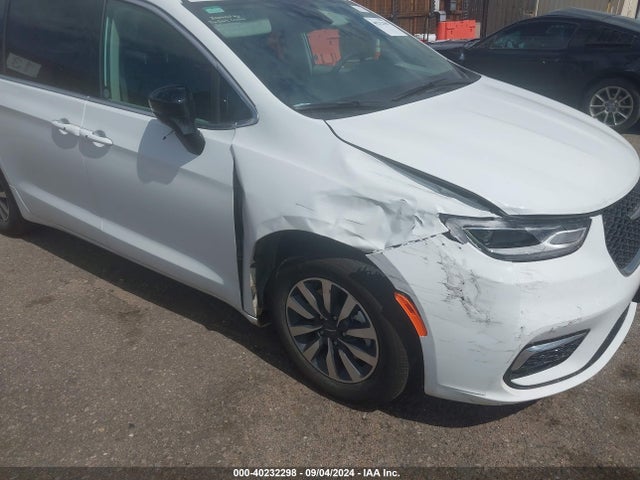 2C4RC1S76RR117714 Chrysler Pacifica Hybrid Select