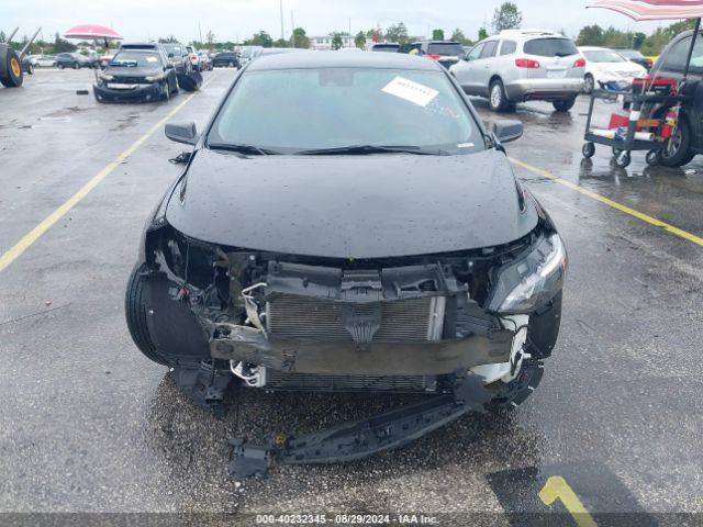 1G1ZD5ST2RF133197 Chevrolet Malibu Fwd 1lt