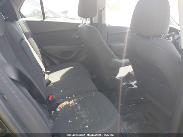3GNCJKSB8JL217005 Chevrolet TRAX LS