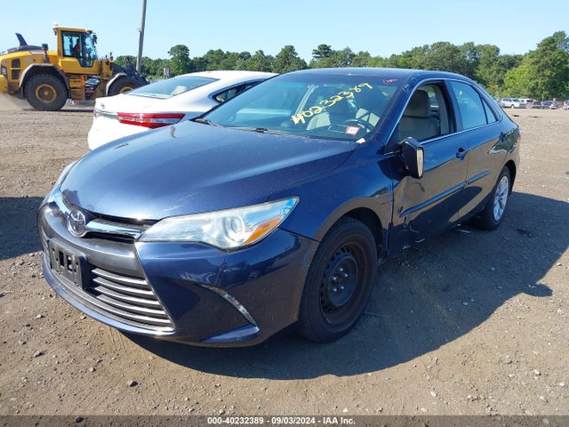 Toyota CAMRY LE 2015 4T4BF1FK5FR494915 Image 2
