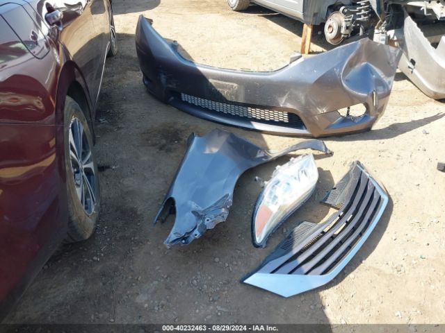 5TDKZ3DC5HS791140 Toyota Sienna Le 8 Passenger