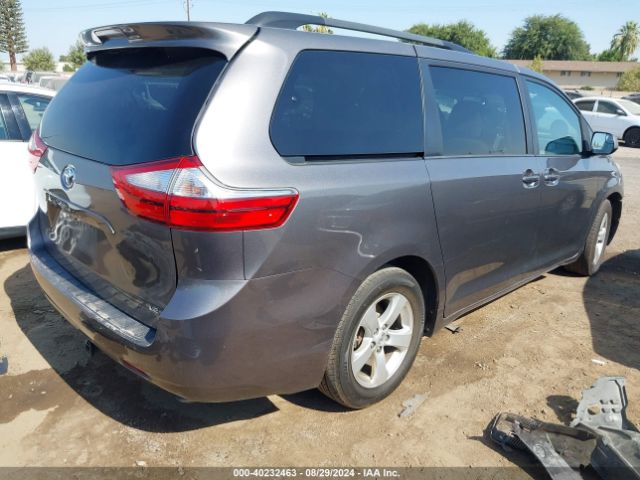 5TDKZ3DC5HS791140 Toyota Sienna Le 8 Passenger