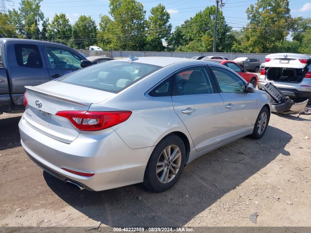 Hyundai SONATA SE 2016 5NPE24AFXGH333930 Image 4