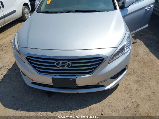 Hyundai SONATA SE 2016 5NPE24AFXGH333930 Image 6