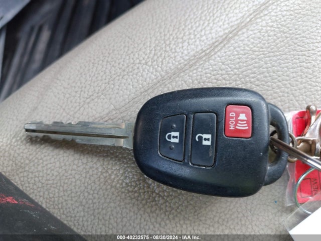 Toyota Rav4 Xle 2014 JTMWFREV8EJ000606 Image 11