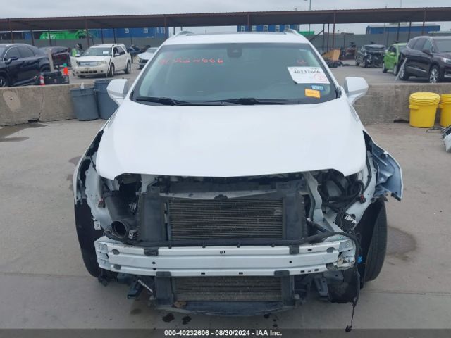 1GYKNCRS1JZ211991 Cadillac XT5 LUXURY