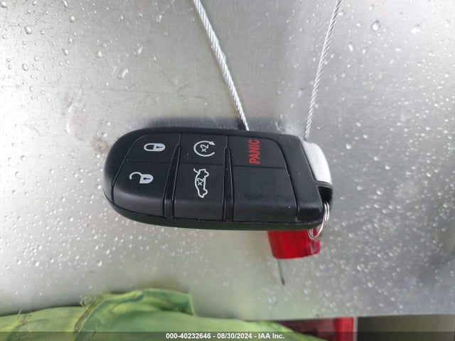 Chrysler 200 C 2015 1C3CCCCB7FN549634 Image 11