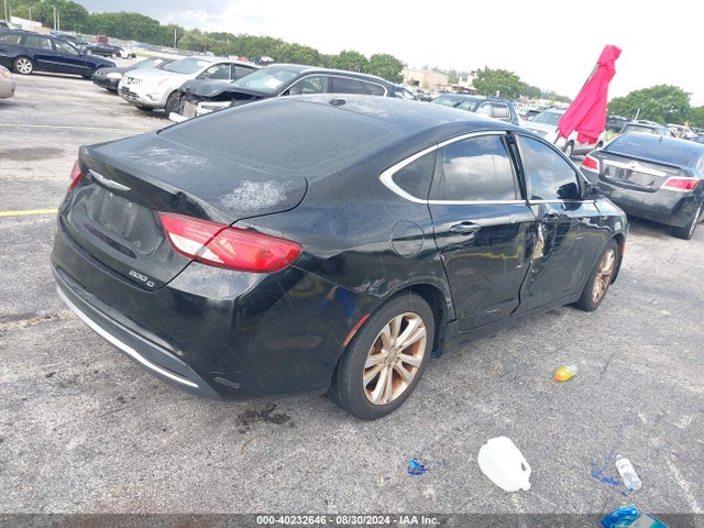 Chrysler 200 C 2015 1C3CCCCB7FN549634 Image 4
