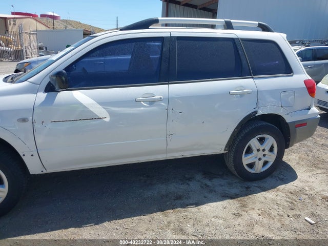 2003 MITSUBISHI OUTLANDER JA4LX31G43U049652 Photo 5