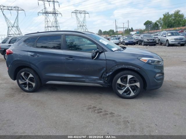 KM8J3CA25JU642345 Hyundai Tucson Value