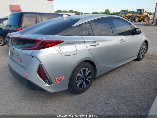 Toyota Prius Prime Premium 2017 JTDKARFP7H3064268 Image 4