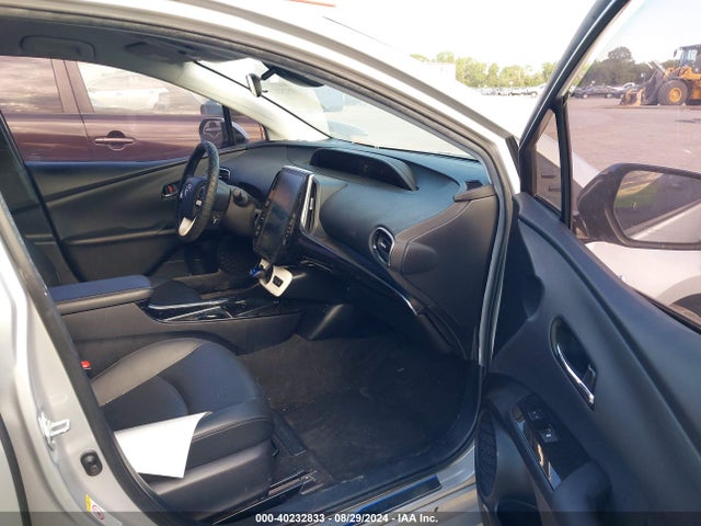 Toyota Prius Prime Premium 2017 JTDKARFP7H3064268 Image 5