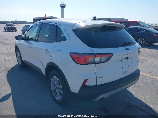 Ford ESCAPE SE 2020 1FMCU9G60LUB73669 Image 3