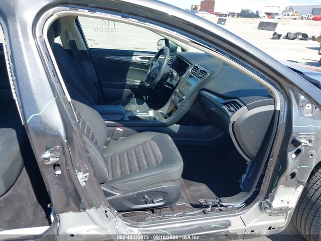 Ford FUSION SE 2018 3FA6P0H71JR148849 Image 5