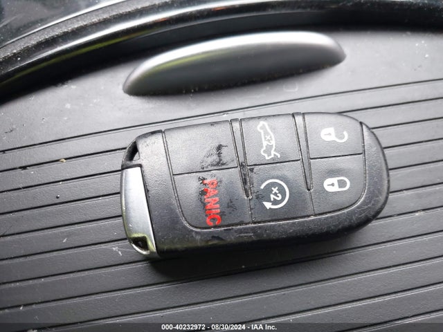 Chrysler 300 S 2022 2C3CCABG8NH127168 Image 11