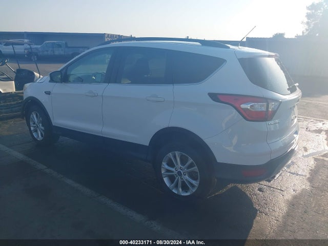 Ford ESCAPE SE 2018 1FMCU0G94JUC64995 Image 3
