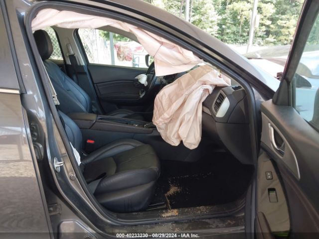3MZBN1V32JM266411 Mazda Mazda3 Touring