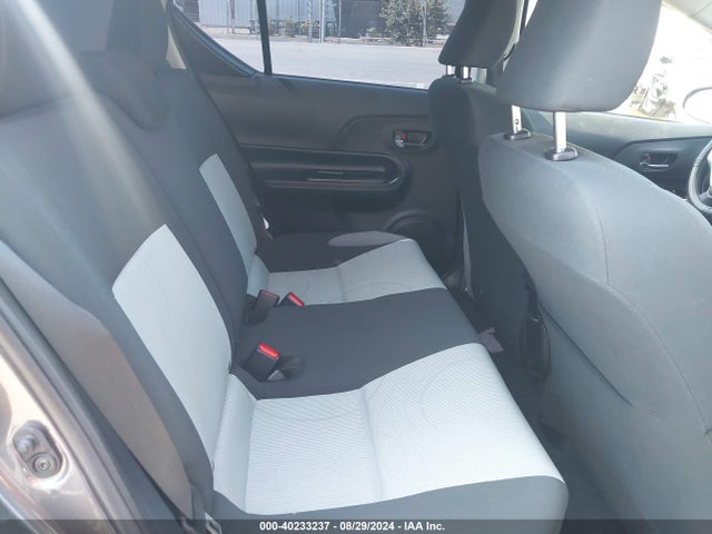Toyota Prius C Two 2015 JTDKDTB31F1109298 Image 8