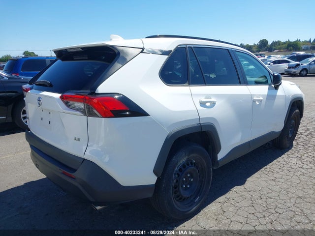 Toyota RAV4 LE 2020 2T3H1RFV1LW071215 Image 4