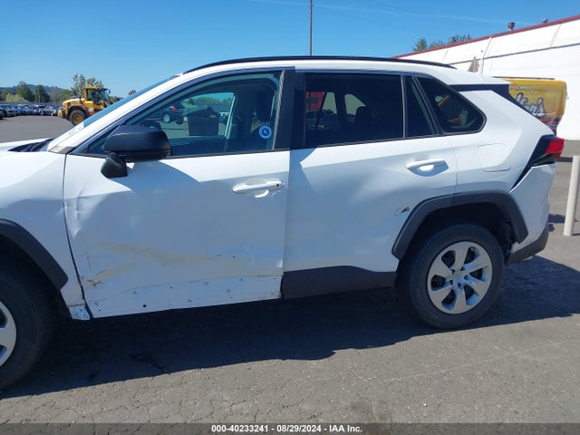 Toyota RAV4 LE 2020 2T3H1RFV1LW071215 Image 6