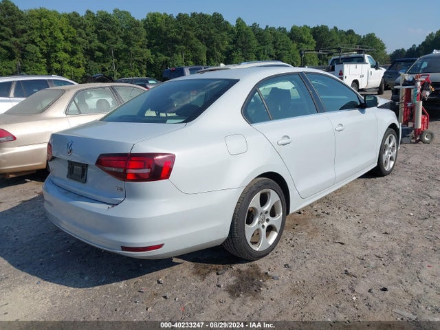 Volkswagen Jetta 1.4t S 2017 3VW2B7AJ8HM414832 Image 4