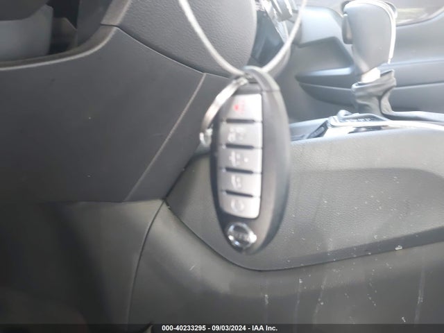 Nissan ROGUE SV 2018 JN8AT2MV3JW353106 Image 11