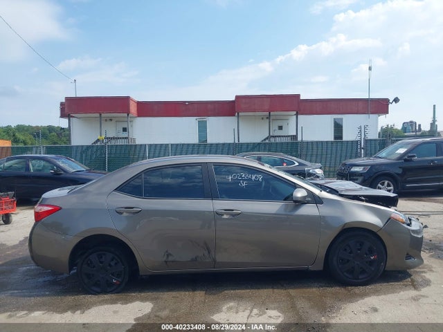 Toyota COROLLA LE 2018 2T1BURHE7JC112593 Image 14