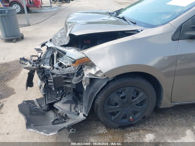 Toyota COROLLA LE 2018 2T1BURHE7JC112593 Image 6