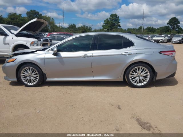 4T1F11AK2LU920671 Toyota CAMRY XLE