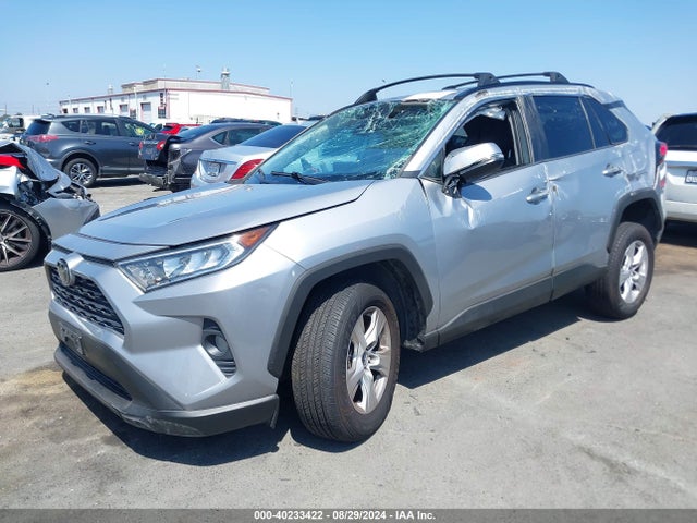 Toyota Rav4 Xle 2019 2T3W1RFV9KC032962 Image 2