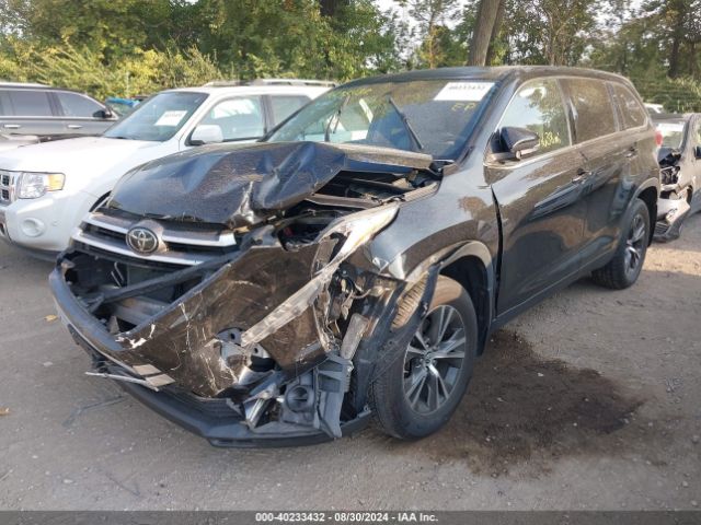 5TDBZRFH3KS961241 Toyota Highlander Le