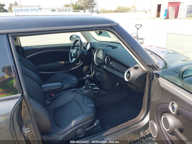 2013 MINI HARDTOP WMWSV3C5XDT475546 Photo 4