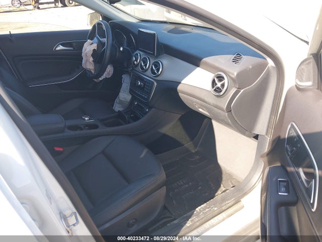 WDCTG4GB4FJ176554 Mercedes-Benz Gla 250 4matic