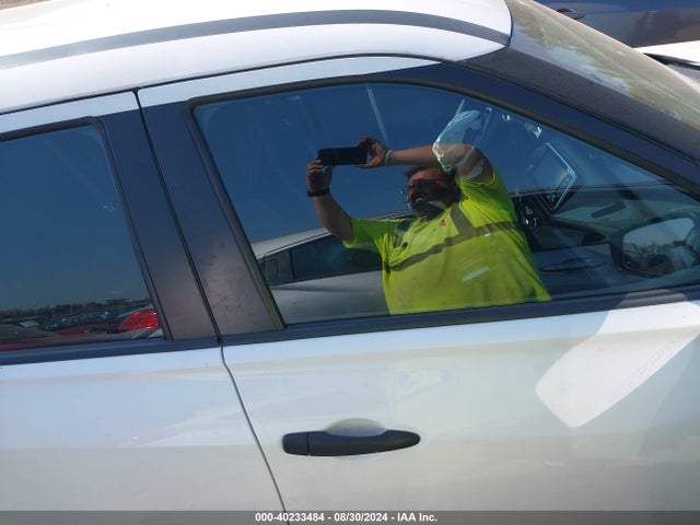 Nissan Kicks S Xtronic Cvt 2022 3N1CP5BV4NL474738 Image 13