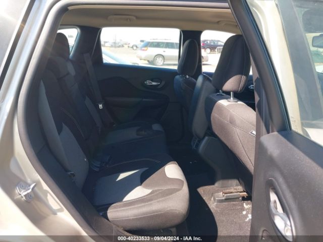 1C4PJMABXFW764527 Jeep Cherokee Sport